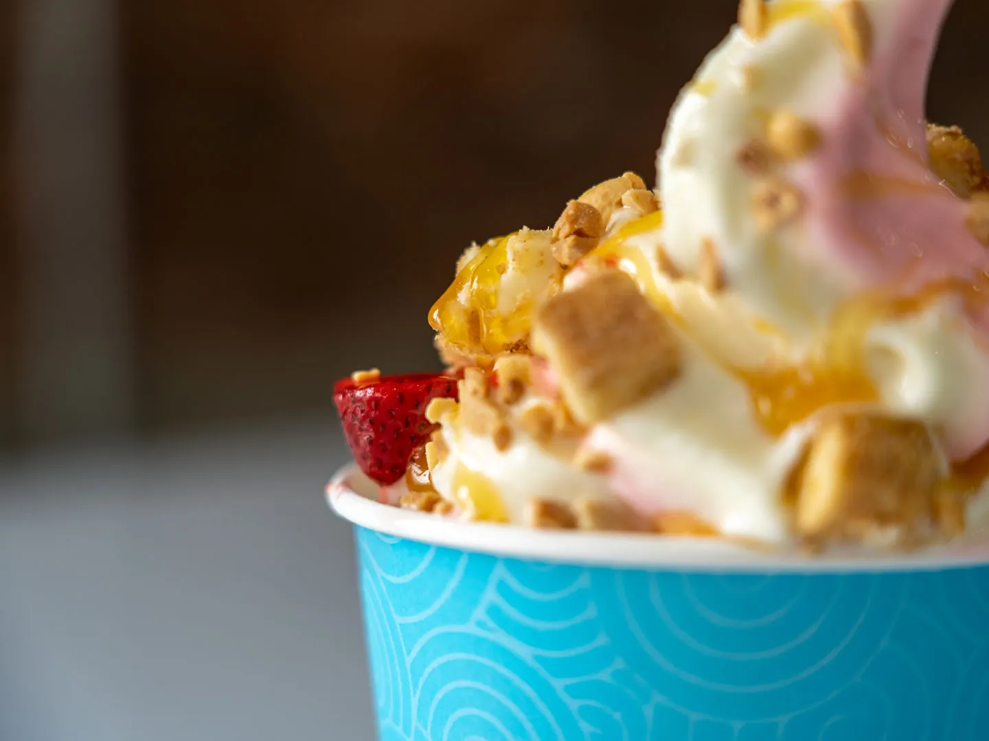 downtown delights frozen yogurt