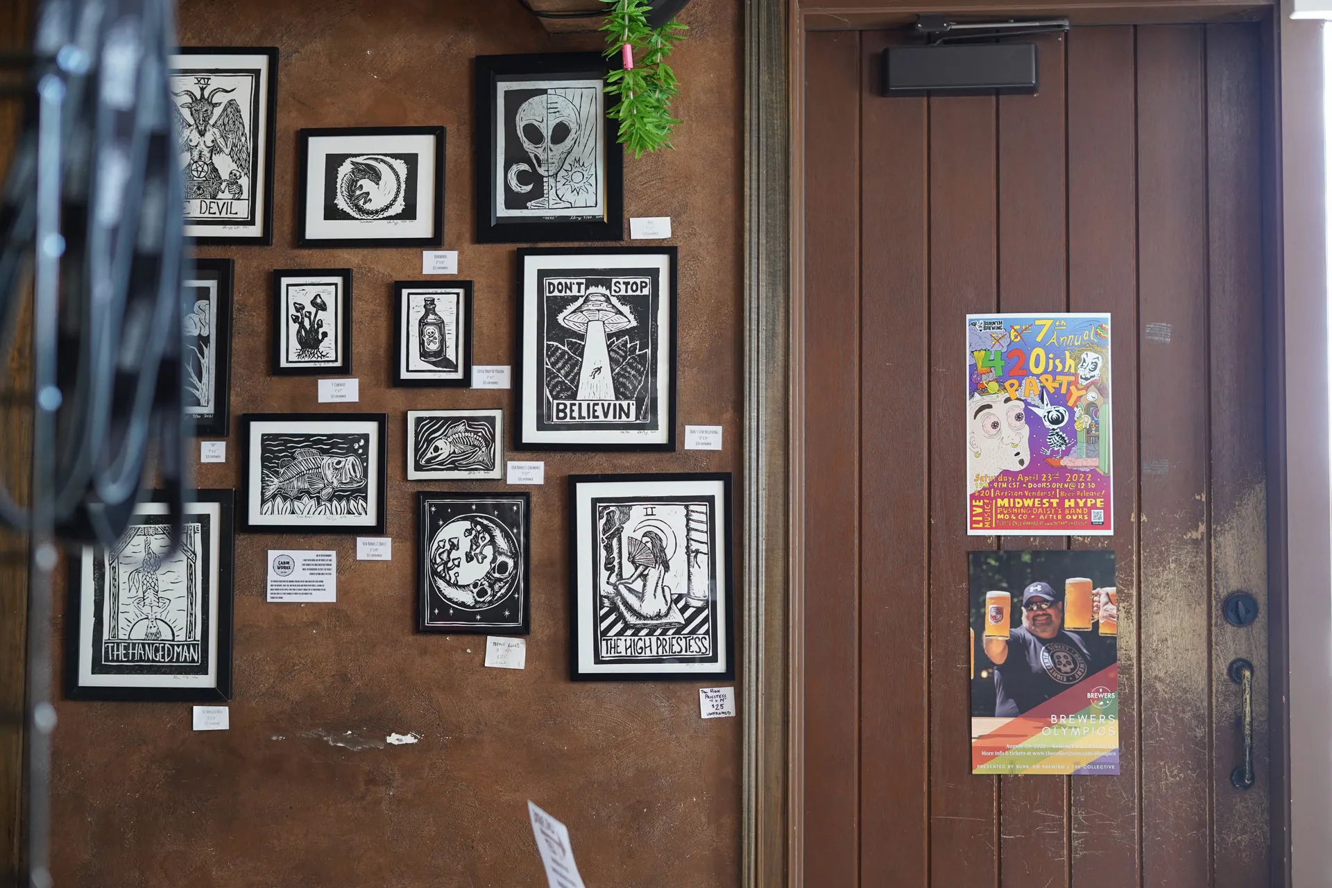 DSC02124-min interior of burn'em brewing