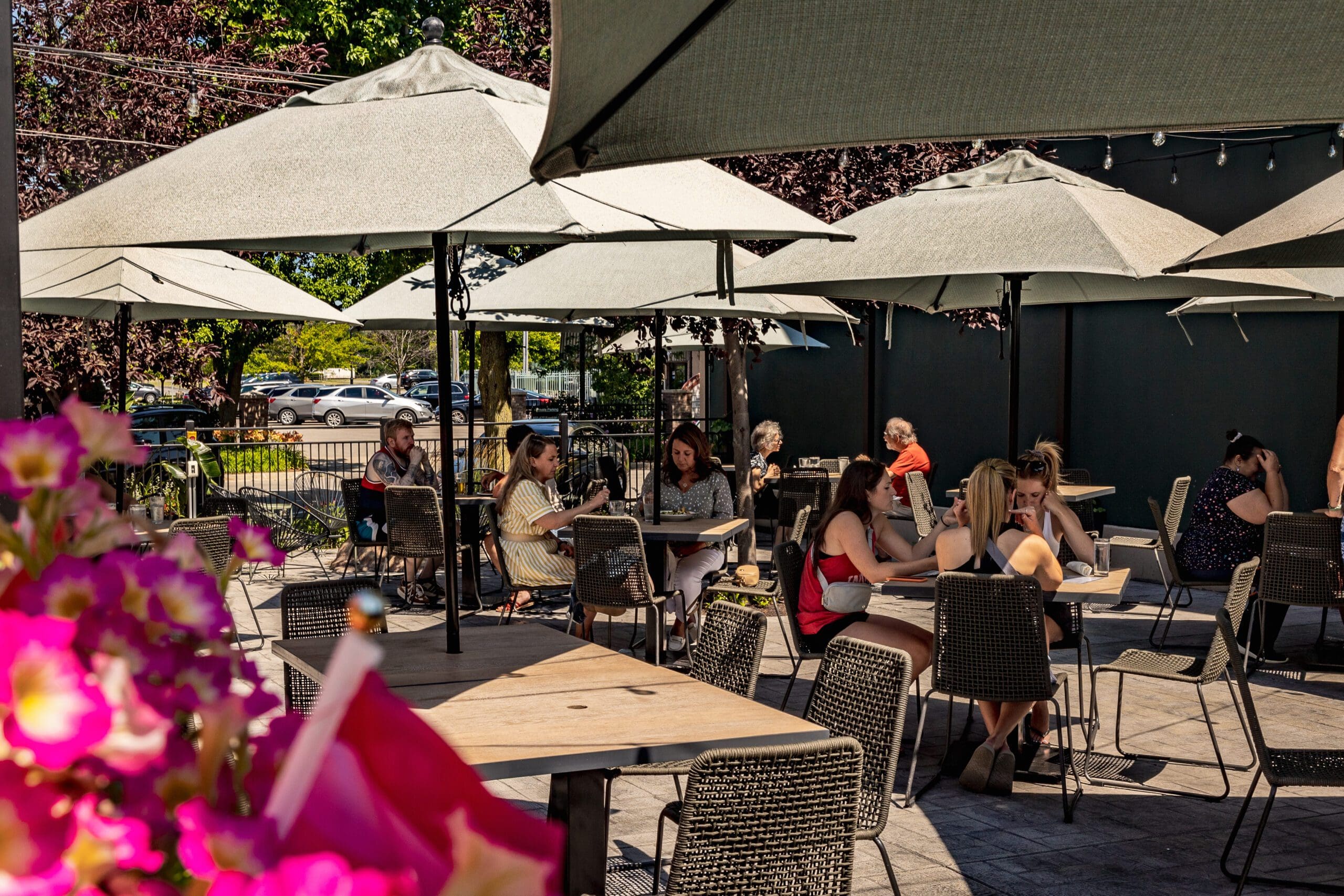 leeds public house outdoor patio